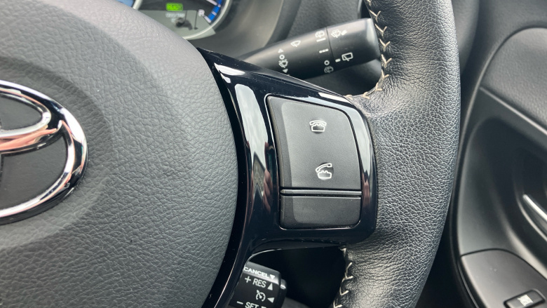 Toyota Yaris 1.5 Hybrid Orange Edition TSS 5dr CVT Hybrid Hatchback